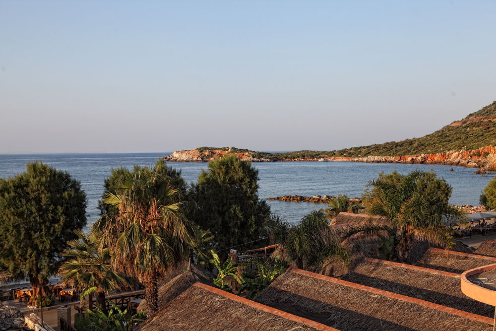 Niriides Beach Hotel Rethymno  ภายนอก รูปภาพ