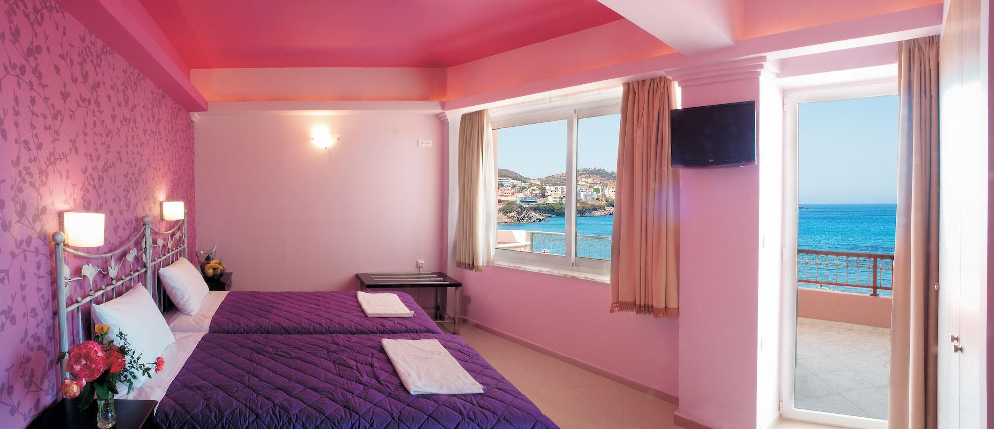 Niriides Beach Hotel Rethymno  ภายนอก รูปภาพ