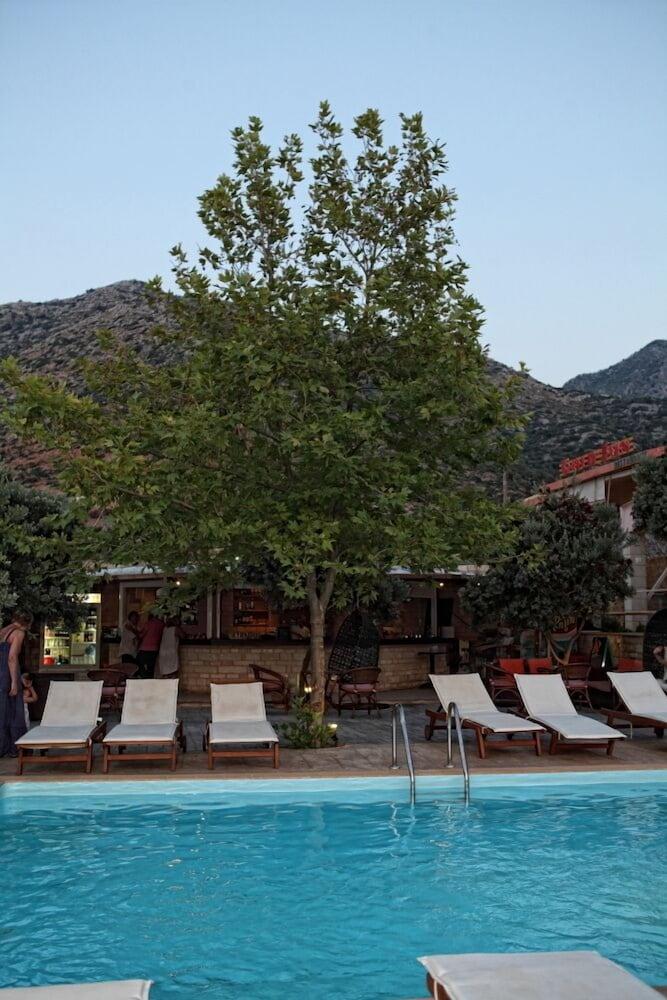Niriides Beach Hotel Rethymno  สิ่งอำนวยความสะดวก รูปภาพ