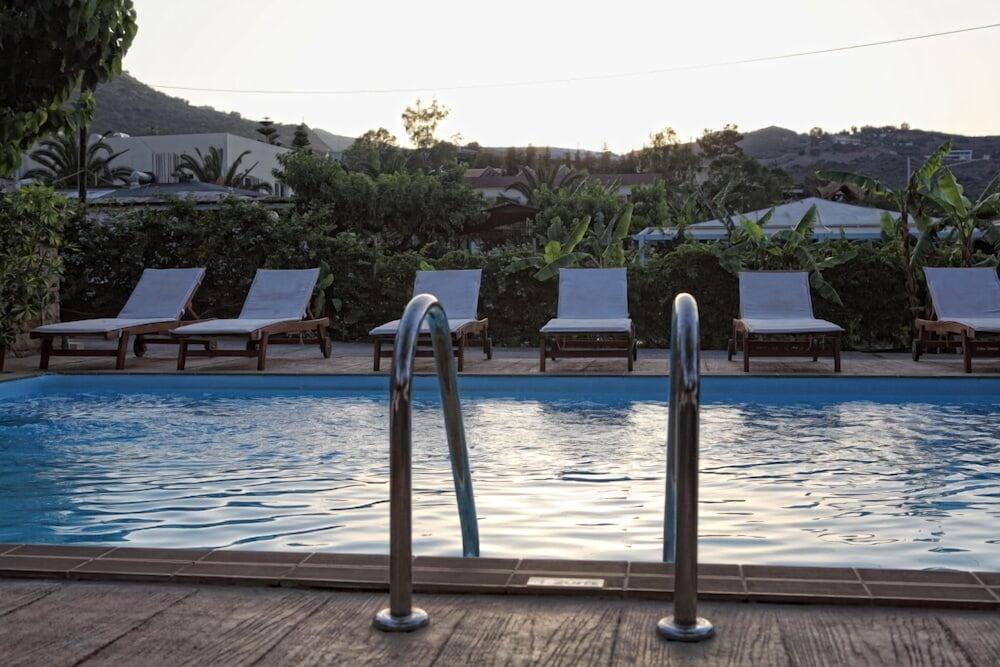Niriides Beach Hotel Rethymno  สิ่งอำนวยความสะดวก รูปภาพ
